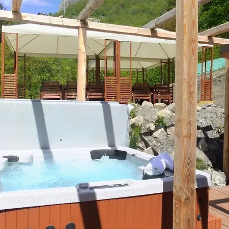 فندق مبيت وإفطار Chalet Morville *